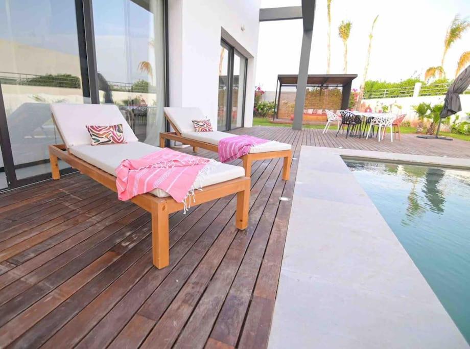 Alanae Avec Piscine Chauffee Villa *